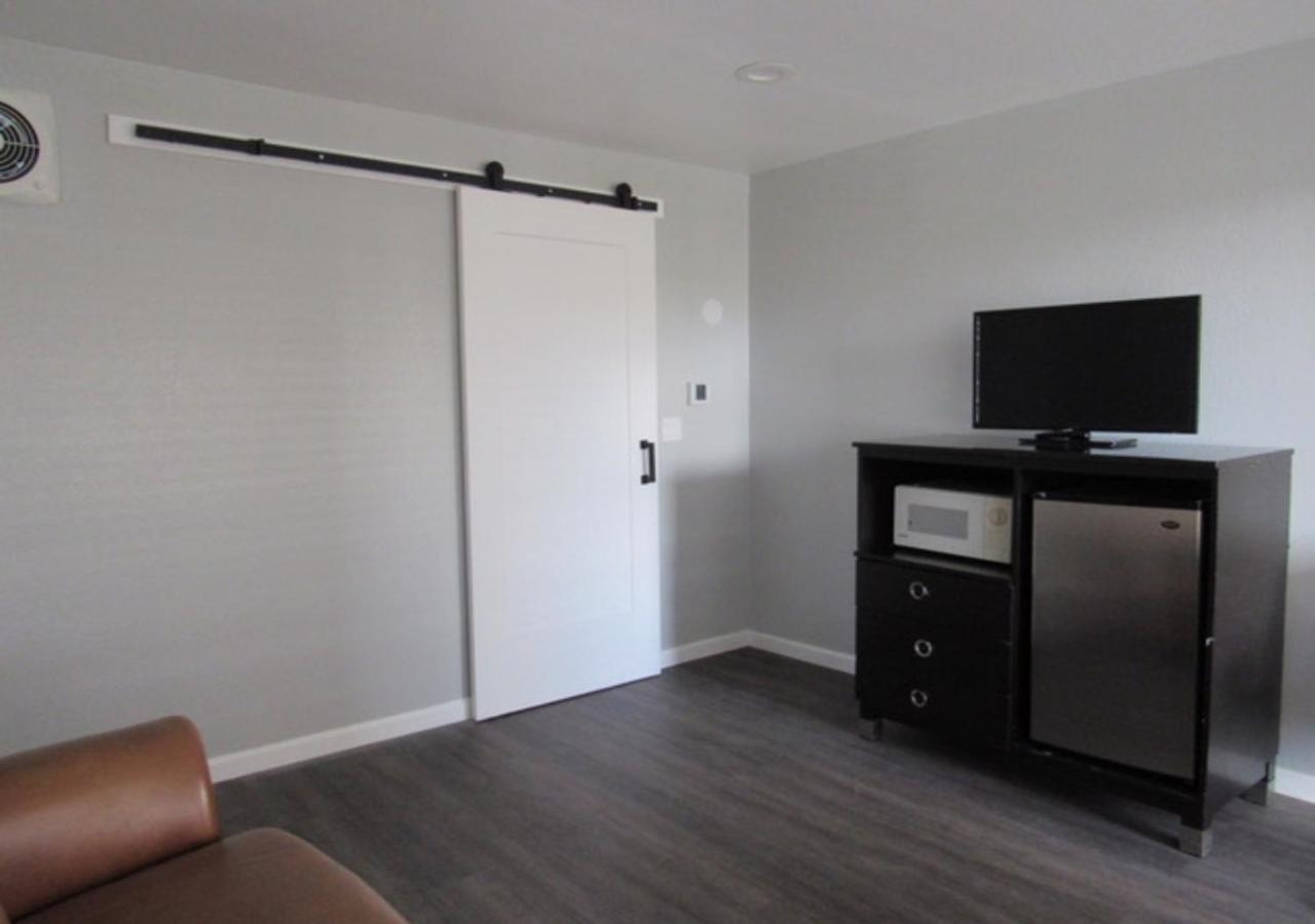 Suite King Room at Capri Suites Anaheim