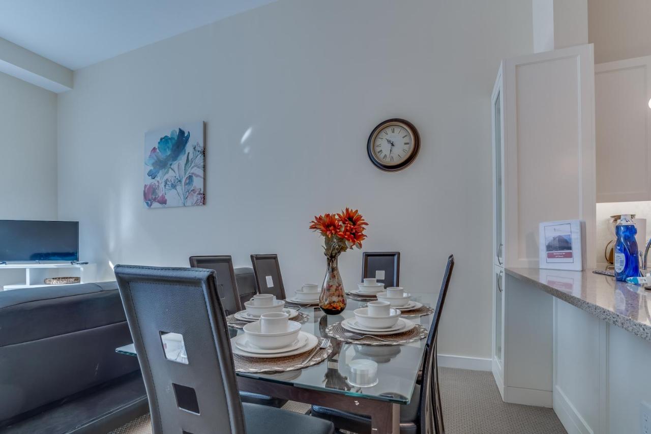 | Heaven on Washington Fully Furnished Apartments
