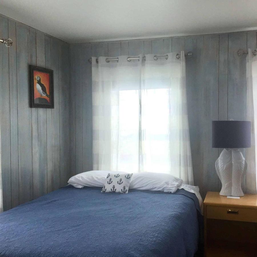 | The Tides Inn