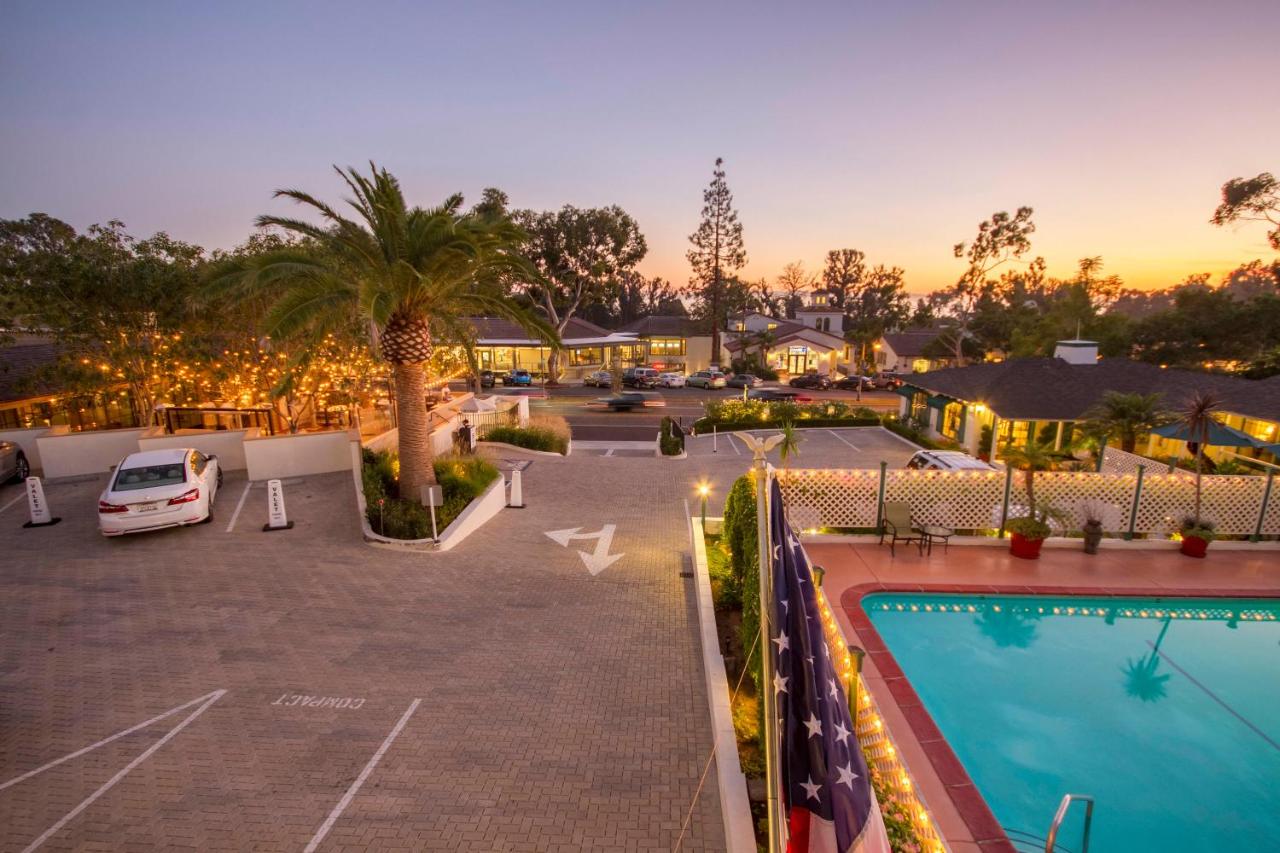 King Room with Pool View at Coast Village Inn - Santa Barbara