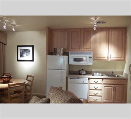  | GetAways at the Lodge at Kingsbury Crossing