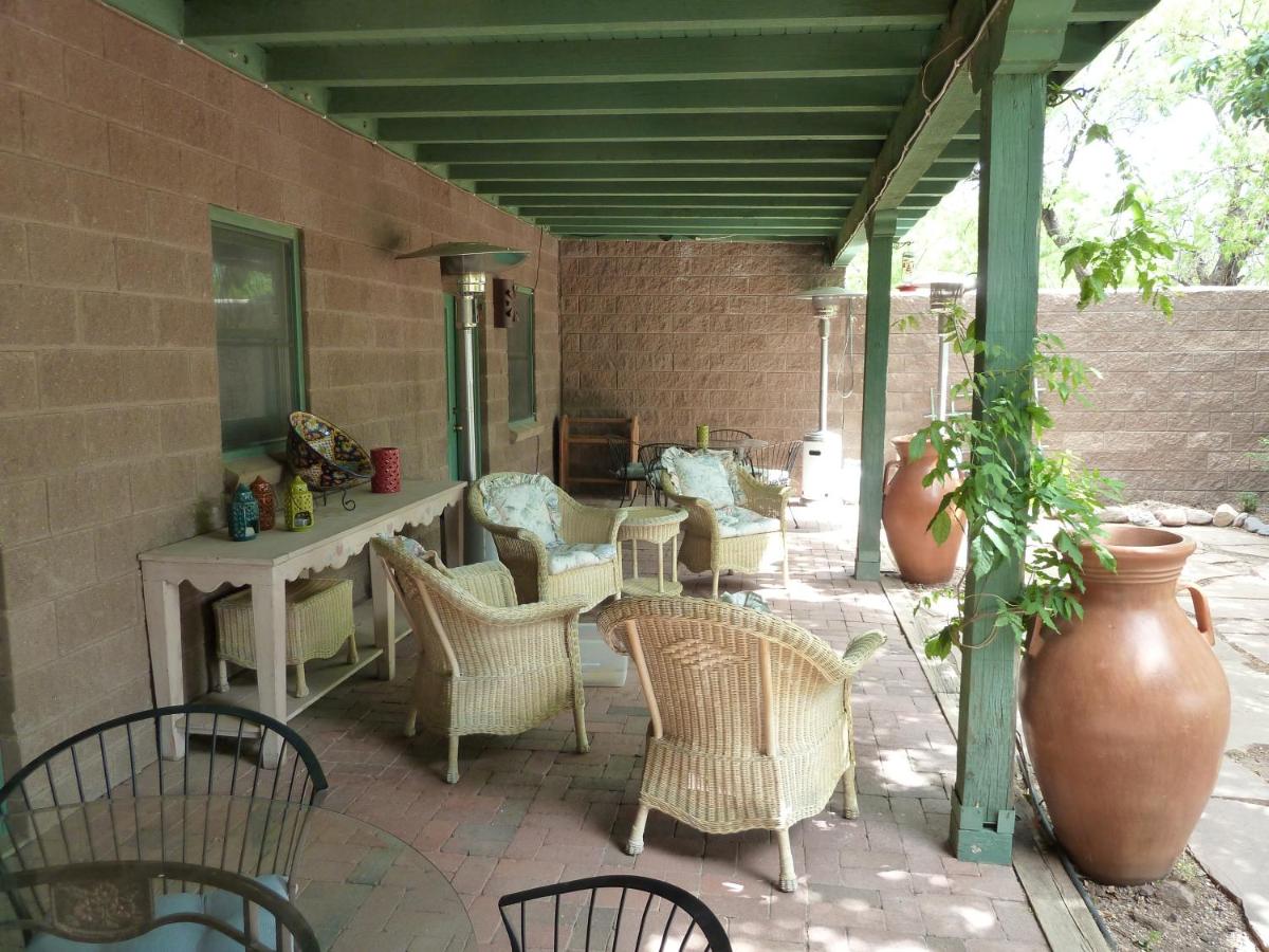 | Amado Territory B&B