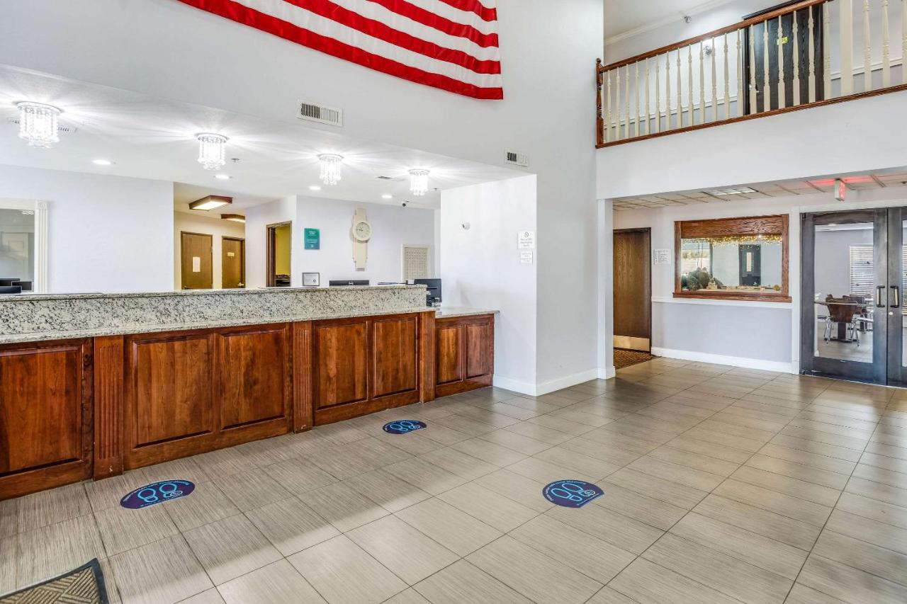 | Quality Inn Calvert City - Paducah East