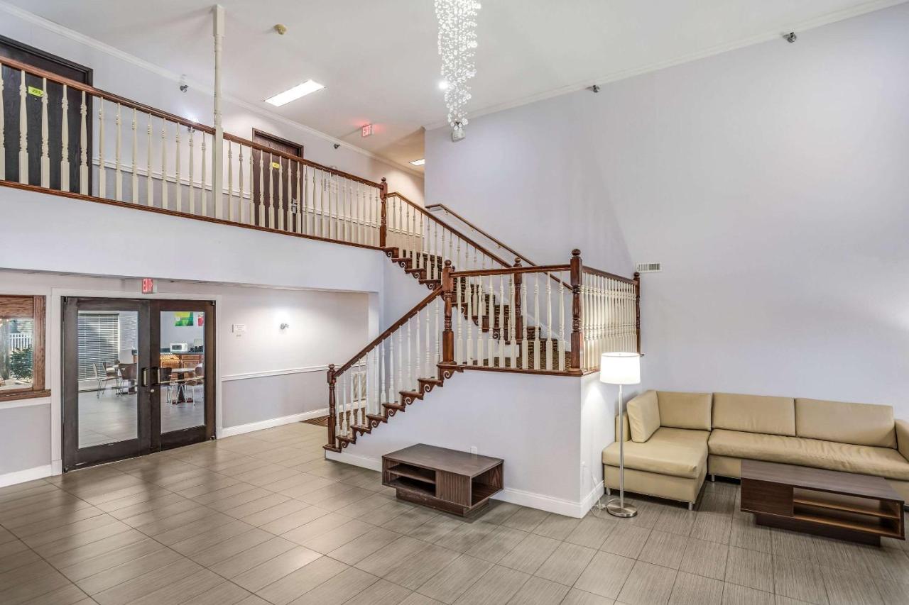 | Quality Inn Calvert City - Paducah East