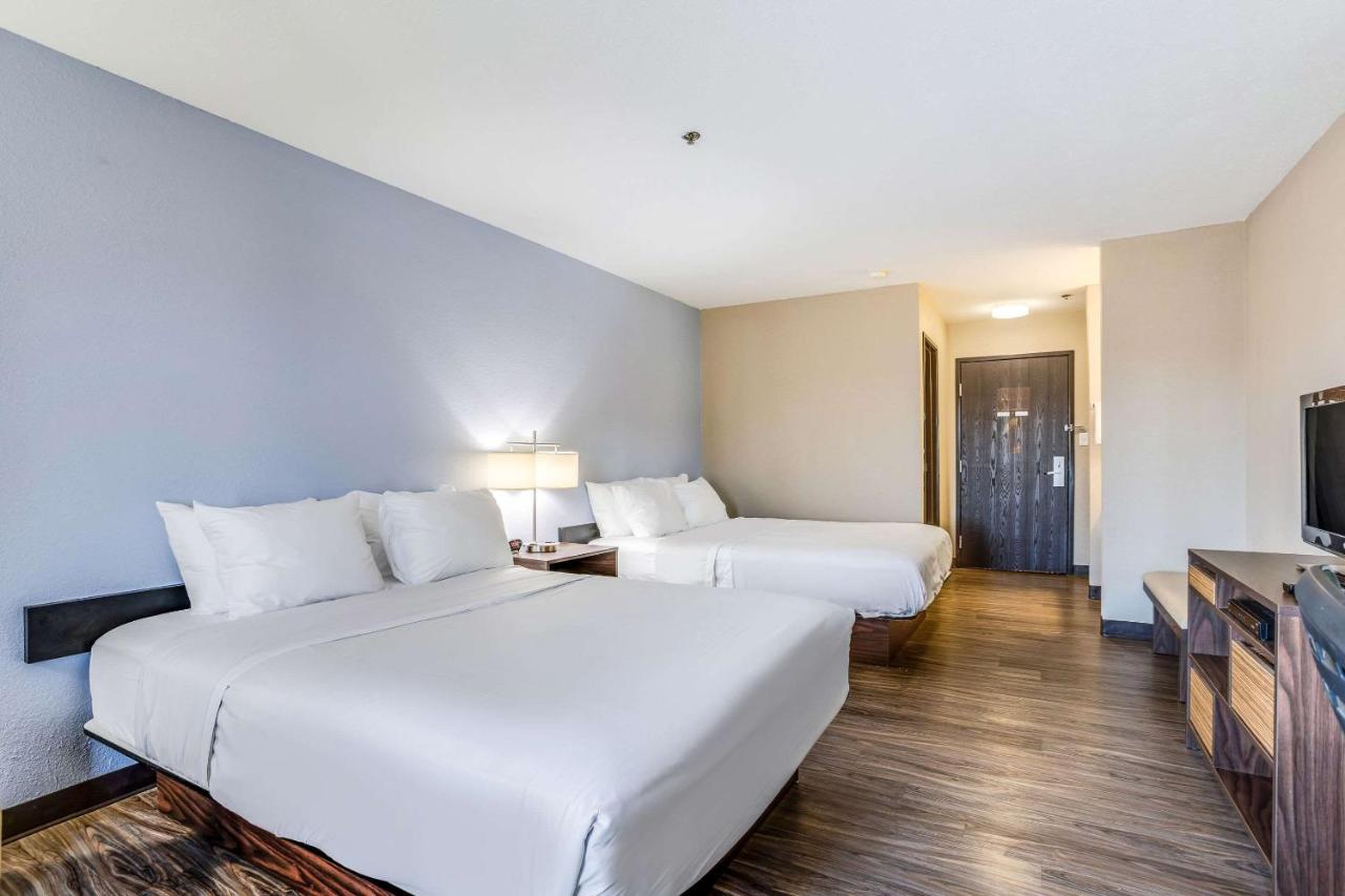 | Quality Inn Calvert City - Paducah East