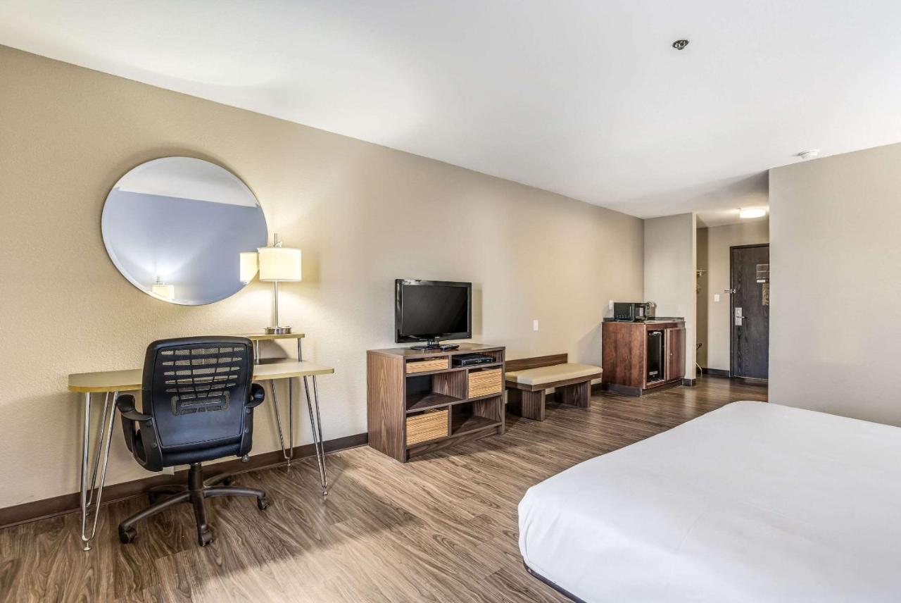 | Quality Inn Calvert City - Paducah East