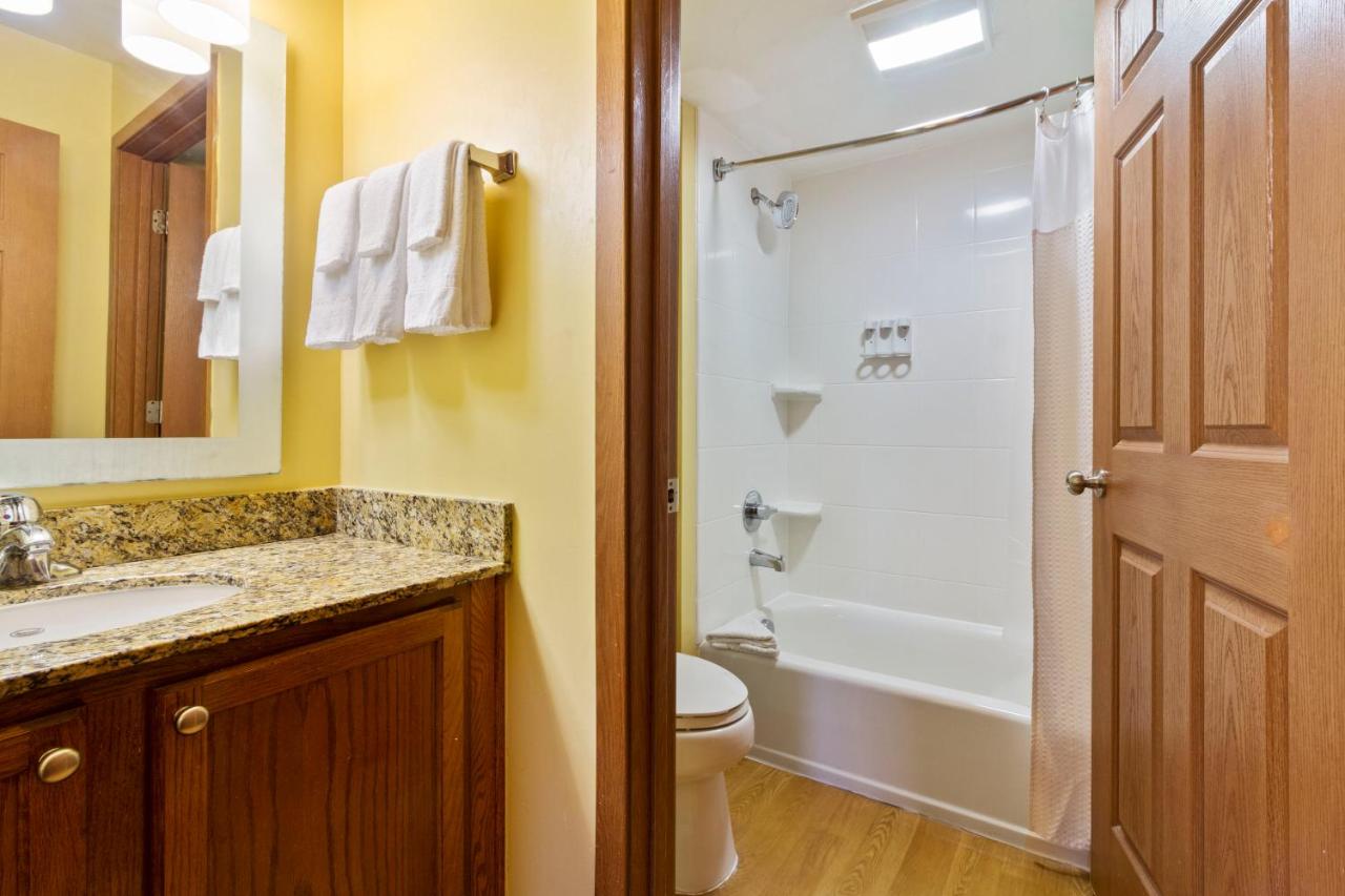 2 Bedroom Suite 2 Queen Beds Non-Smoking at Extended Stay America Suites - Norfolk - Virginia Beach