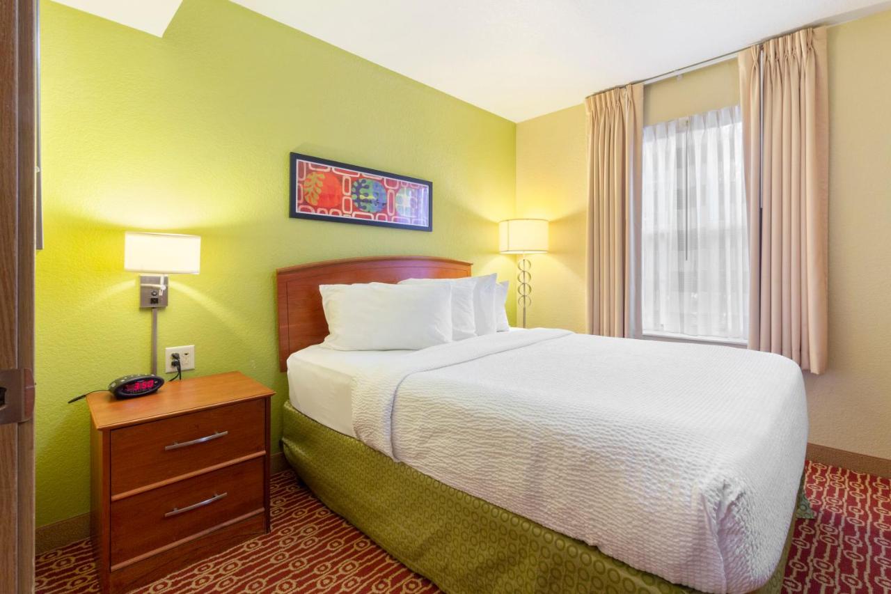 2 Bedroom Suite 2 Queen Beds Non-Smoking at Extended Stay America Suites - Norfolk - Virginia Beach