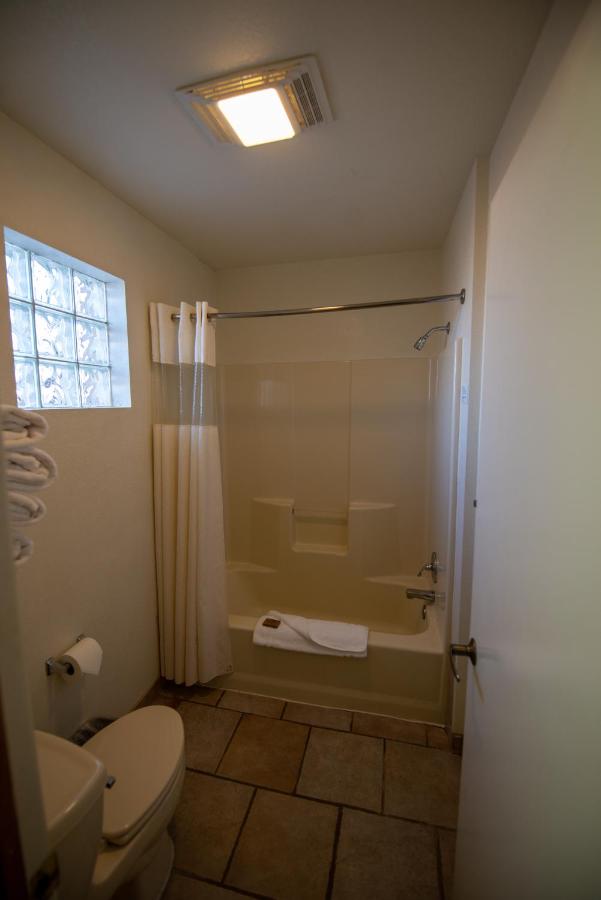 | Reeds Lodge