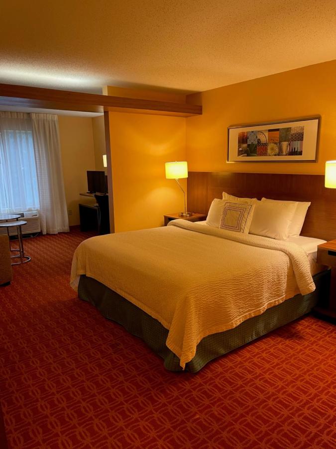 Deluxe King Studio Suite - Non-Smoking at Baymont by Wyndham Chambersburg