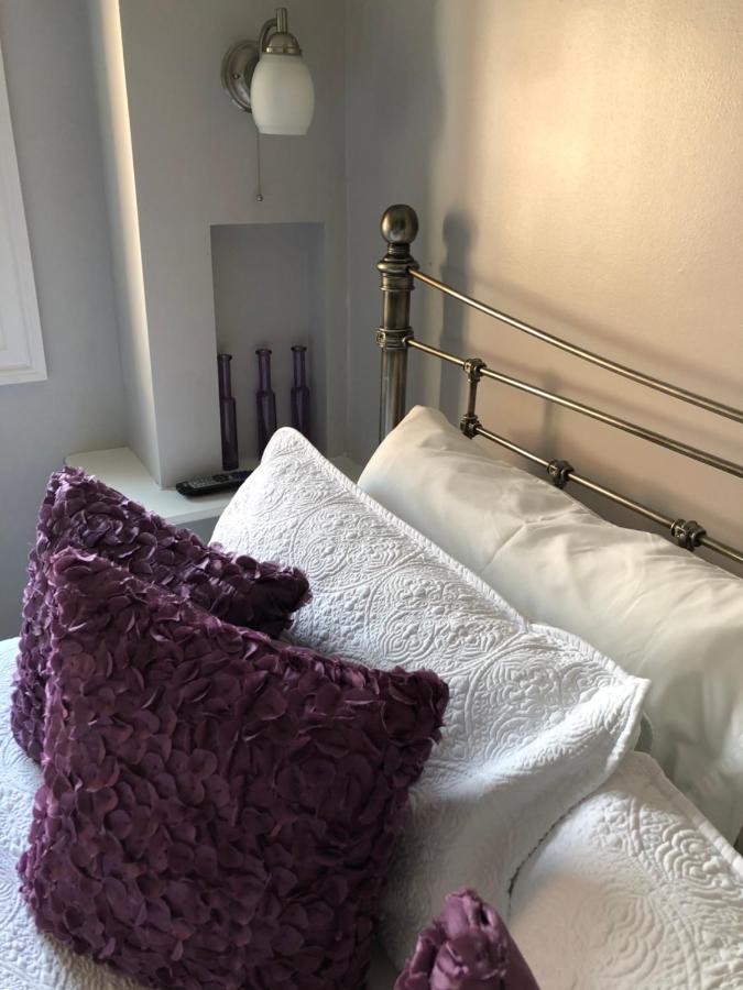 | Suites at 249