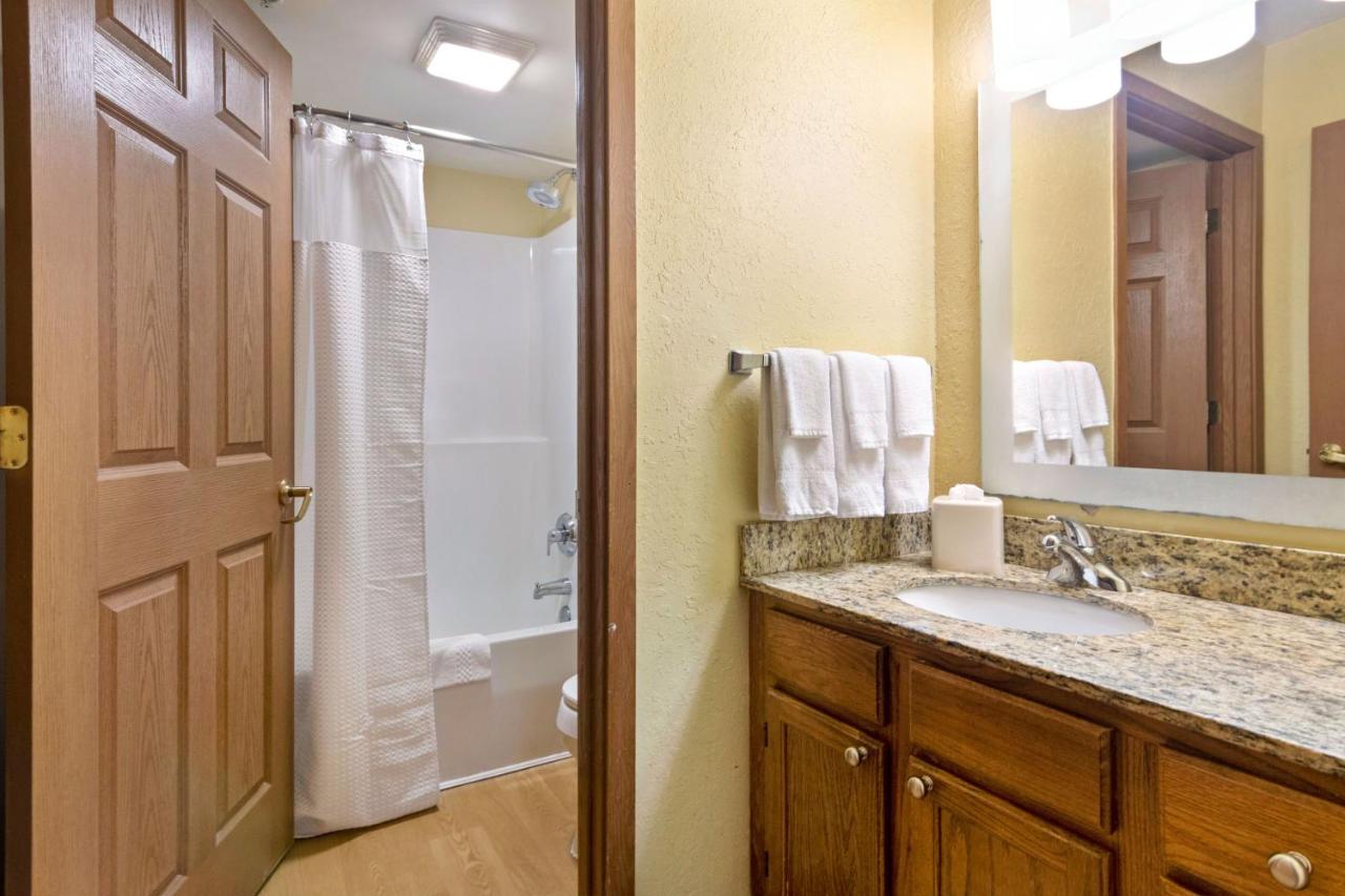 2 Bedroom Suite 2 Queen Beds Non-Smoking at Extended Stay America Suites Richmond Glen Allen Short Pump