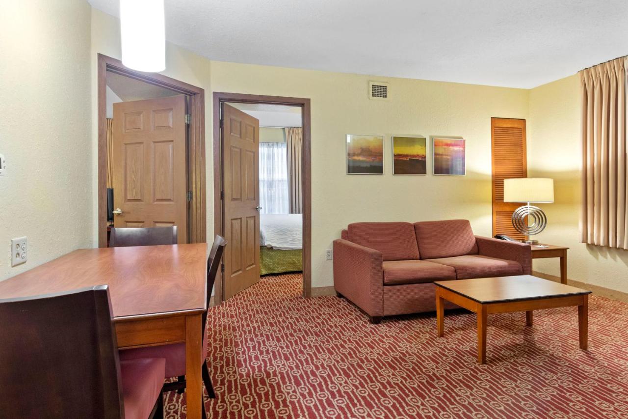 2 Bedroom Suite 2 Queen Beds Non-Smoking at Extended Stay America Suites Richmond Glen Allen Short Pump