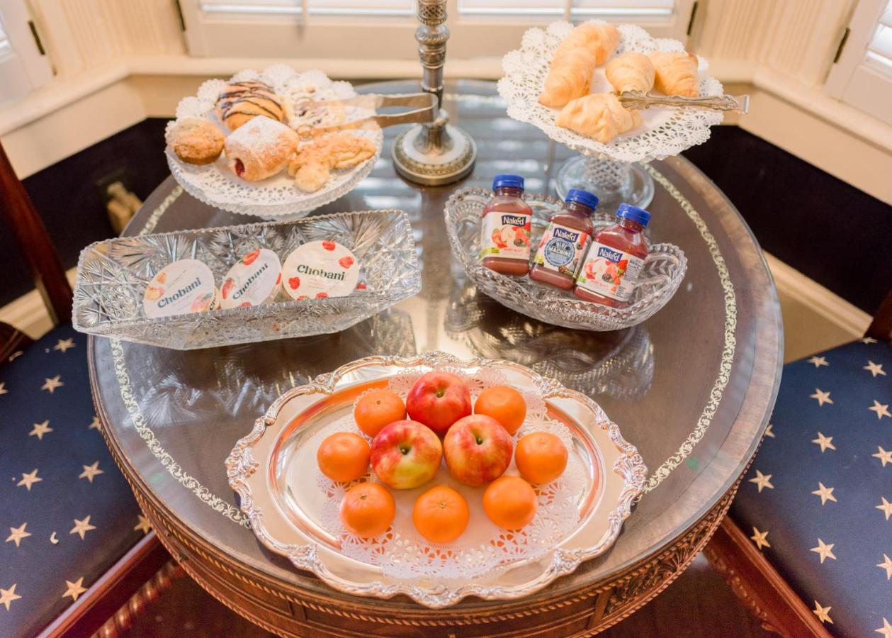 | Ballastone Inn