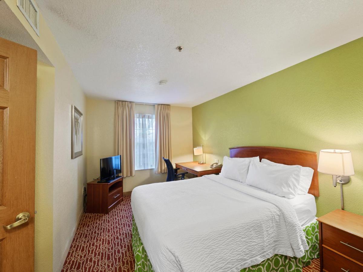  | Extended Stay America Suites - Chantilly - Dulles