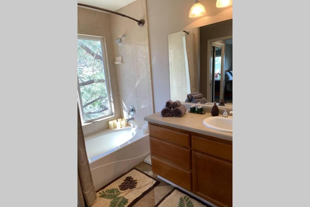  | Stunning Views Total Privacy Absolute Tranquility