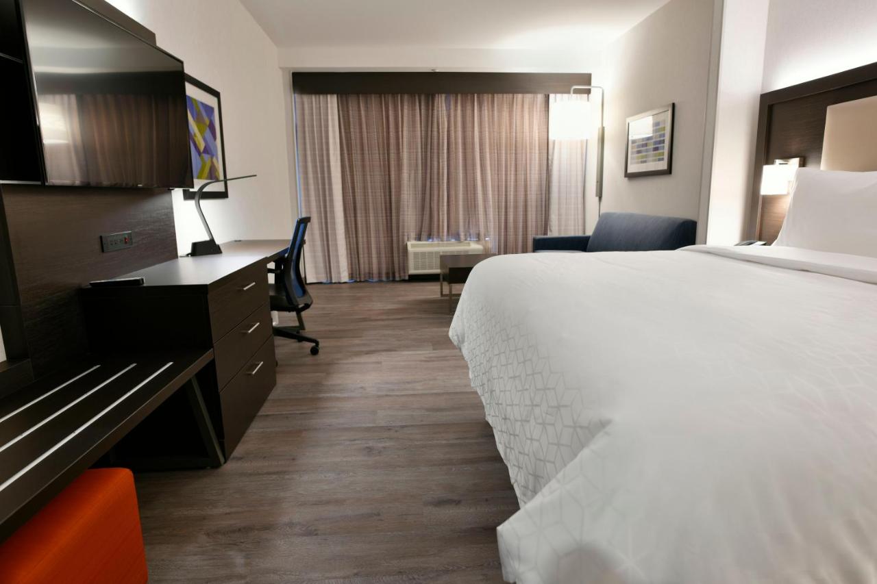 Suite - Non-Smoking at Holiday Inn Express & Suites Jersey City - Holland Tunnel by IHG