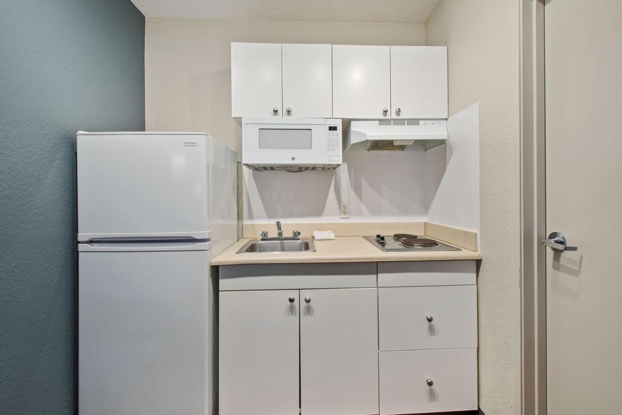 Studio with 2 Double Beds - Hearing Accessible - Non-Smoking at Extended Stay America Suites Miami Airport Blue Lagoon