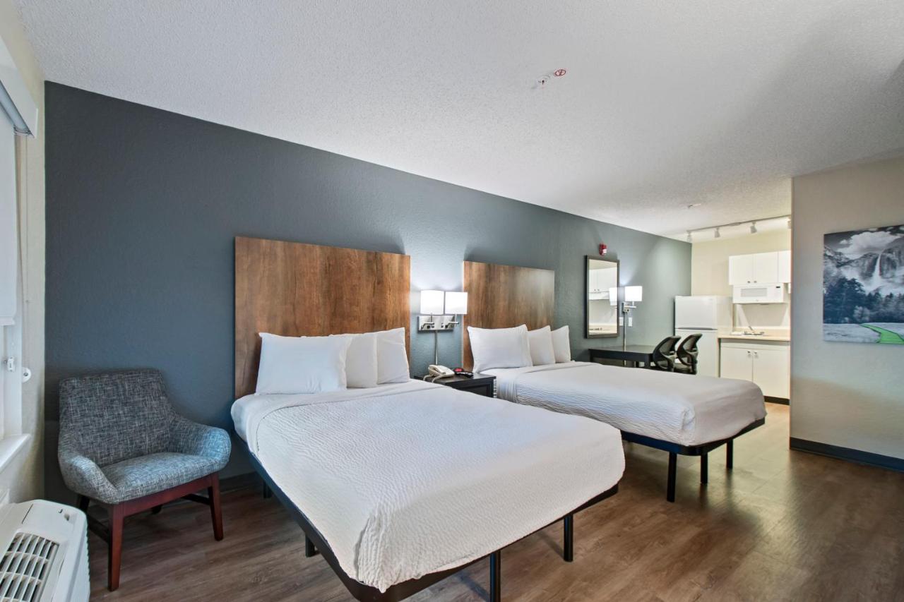Studio with 2 Double Beds - Hearing Accessible - Non-Smoking at Extended Stay America Suites Miami Airport Blue Lagoon