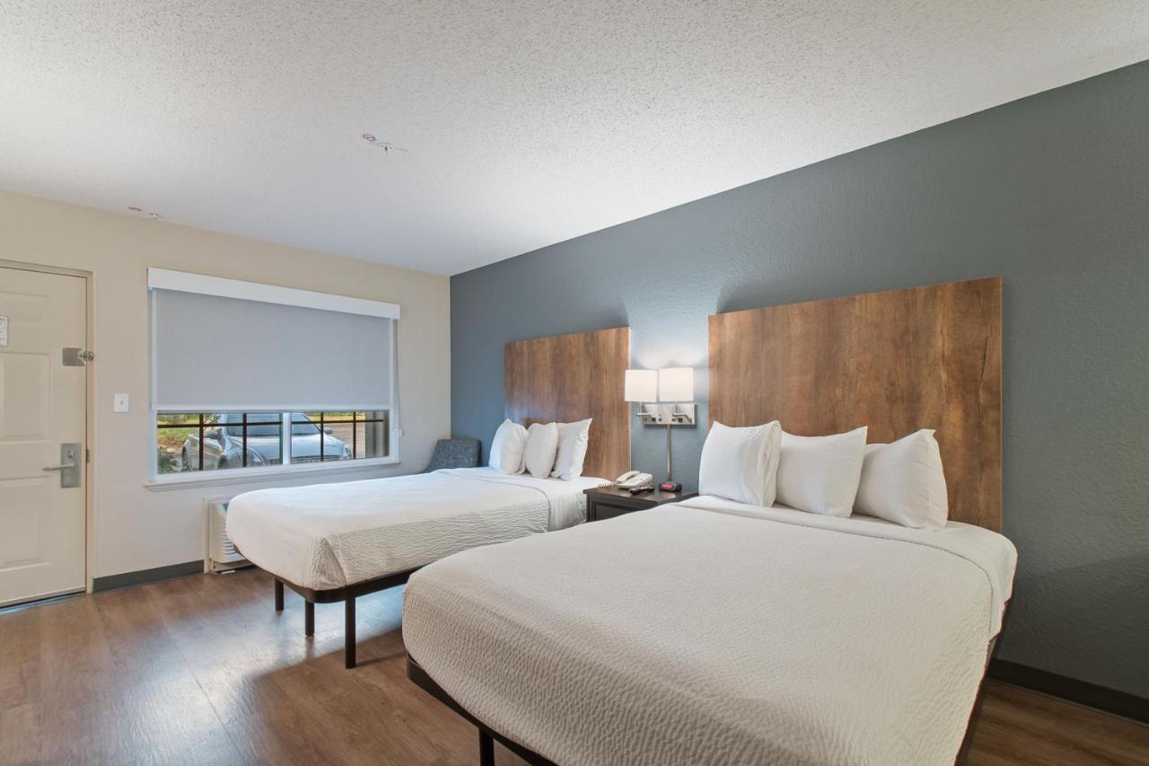 Studio with 2 Double Beds - Hearing Accessible - Non-Smoking at Extended Stay America Suites Miami Airport Blue Lagoon