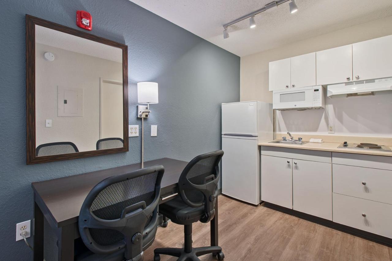Studio with 2 Double Beds - Hearing Accessible - Non-Smoking at Extended Stay America Suites Miami Airport Blue Lagoon