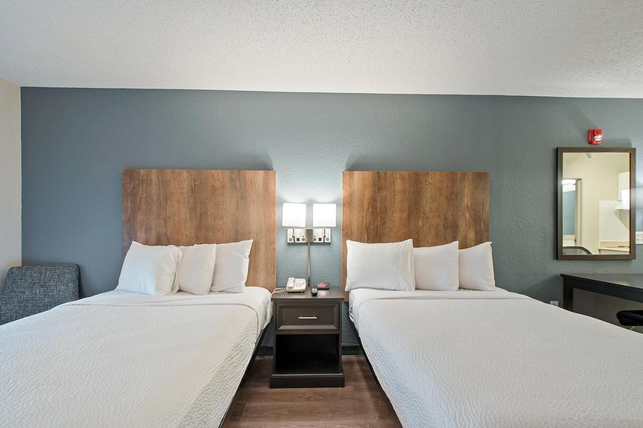 Studio with 2 Double Beds - Hearing Accessible - Non-Smoking at Extended Stay America Suites Miami Airport Blue Lagoon
