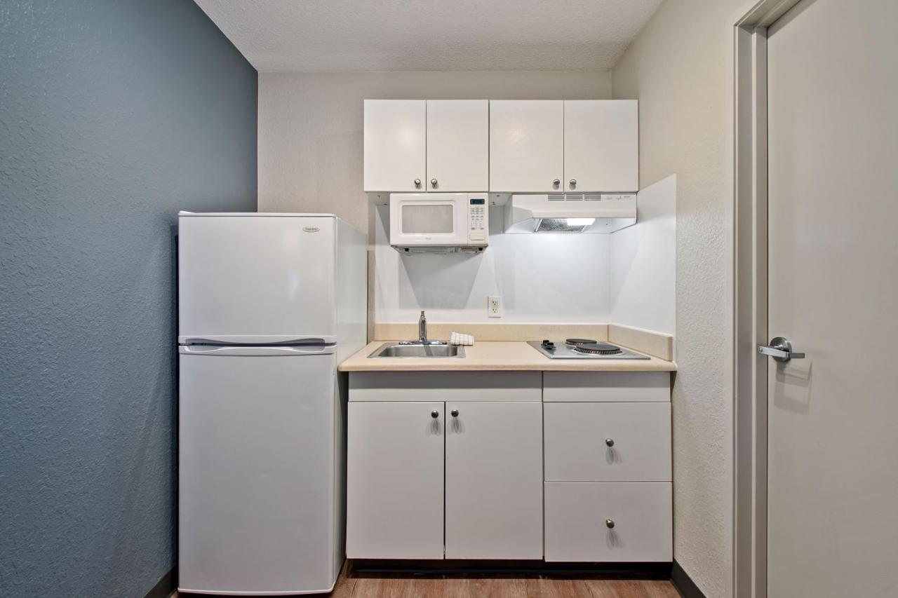 Studio with 2 Double Beds - Non-Smoking at Extended Stay America Suites Miami Airport Blue Lagoon