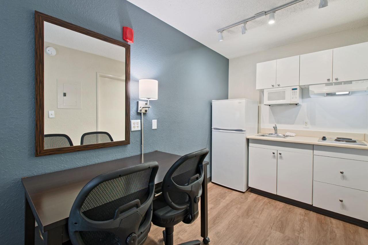 Studio with 2 Double Beds - Non-Smoking at Extended Stay America Suites Miami Airport Blue Lagoon