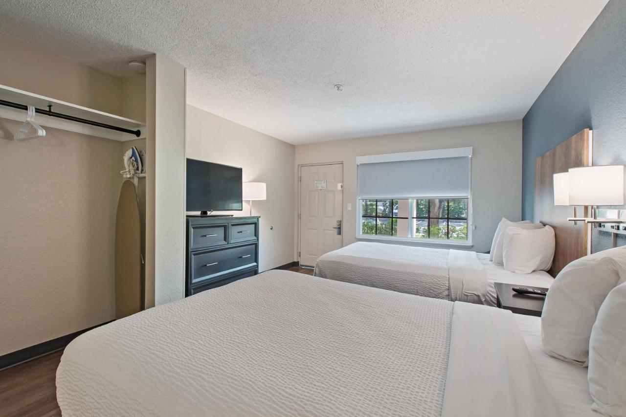 Studio with 2 Double Beds - Non-Smoking at Extended Stay America Suites Miami Airport Blue Lagoon