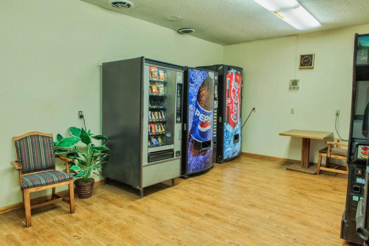 | Coratel Inn & Suites by Jasper McCook