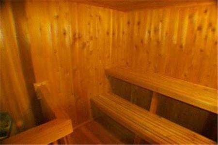 | Northern Lights Lodge