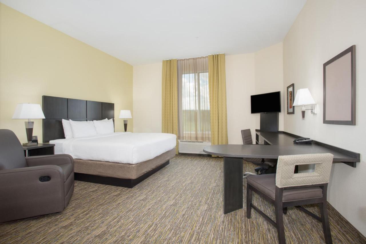  | Candlewood Suites Dickinson, an IHG Hotel