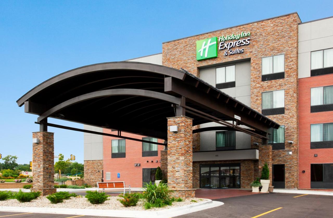  | Holiday Inn Express & Suites Rochester West Medical Center