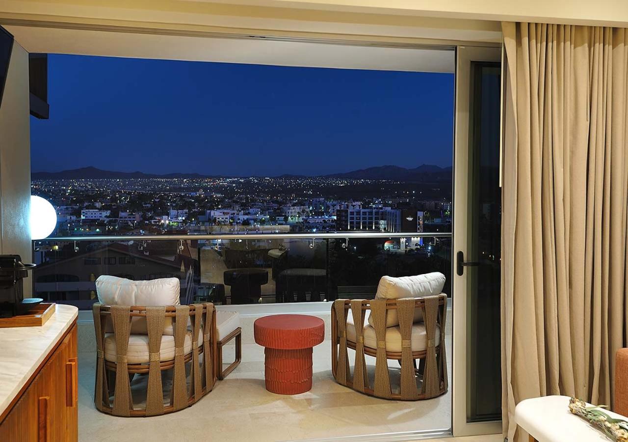 Infinity King at Corazón Cabo Resort & Spa