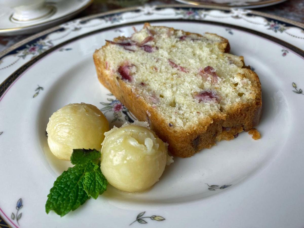| Lightner Farmhouse B&B