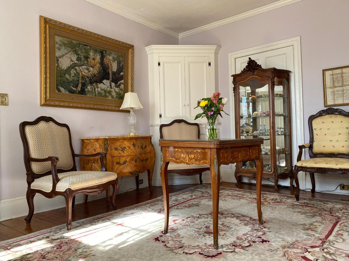 | Lightner Farmhouse B&B
