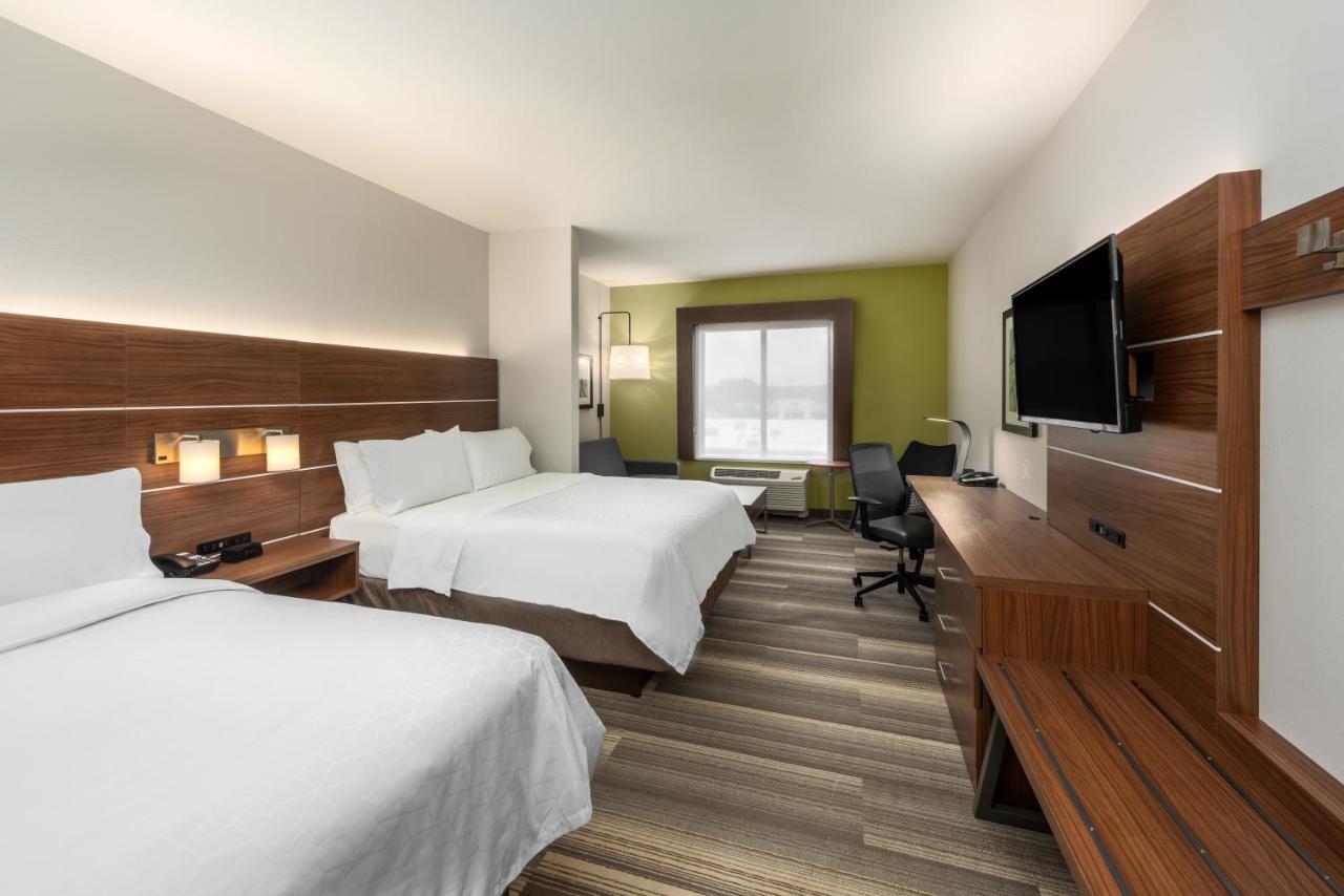 | Holiday Inn Express & Suites St. Louis - Chesterfield, an IHG Hotel