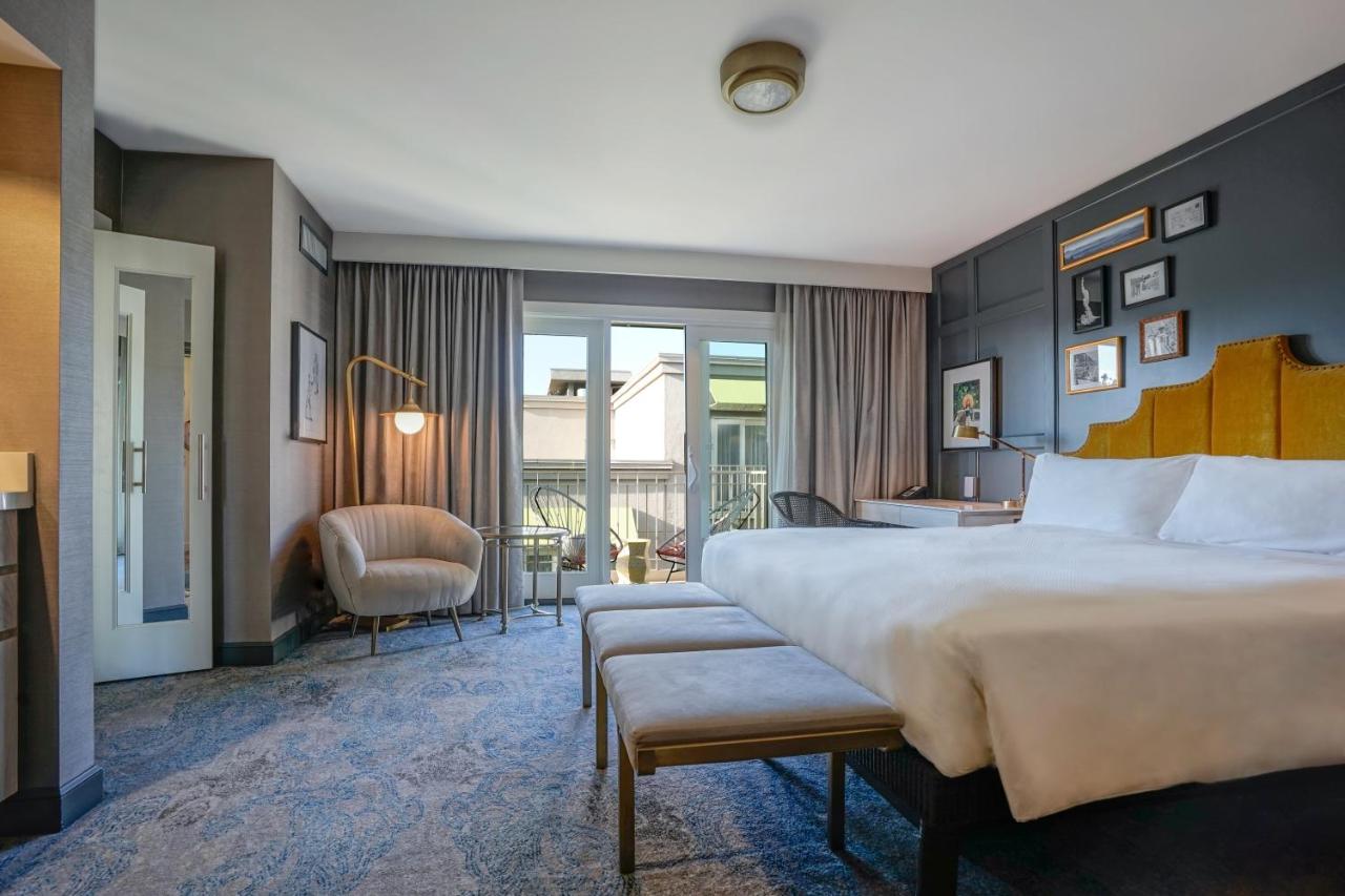 King Room with Balcony at Hotel Amarano Burbank