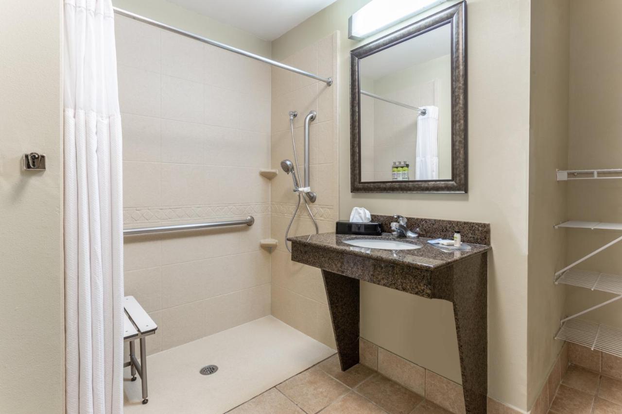  | Staybridge Suites Davenport, an IHG Hotel