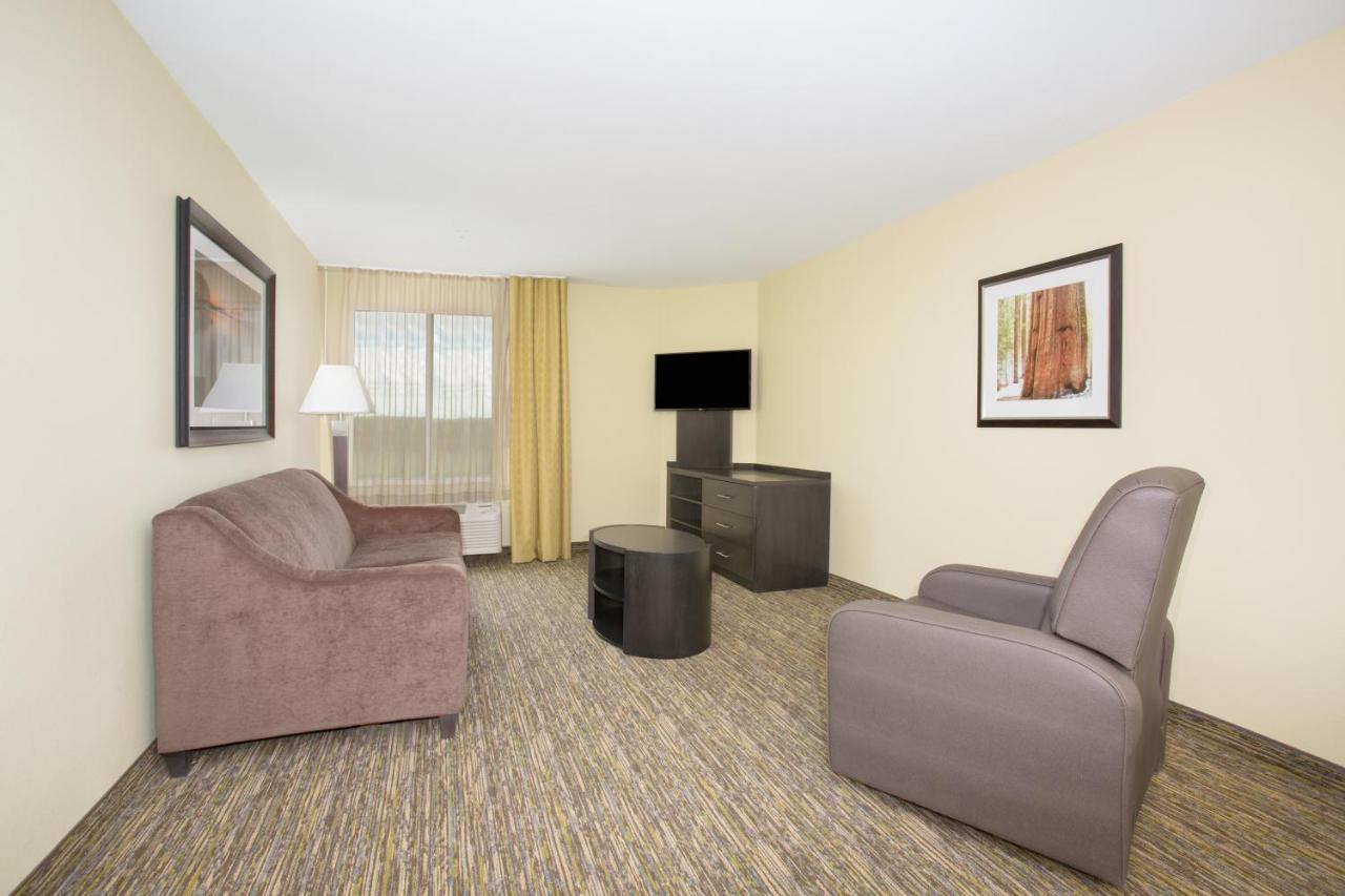 King Room - Hearing Access - Non-Smoking at Candlewood Suites Longmont, an IHG Hotel