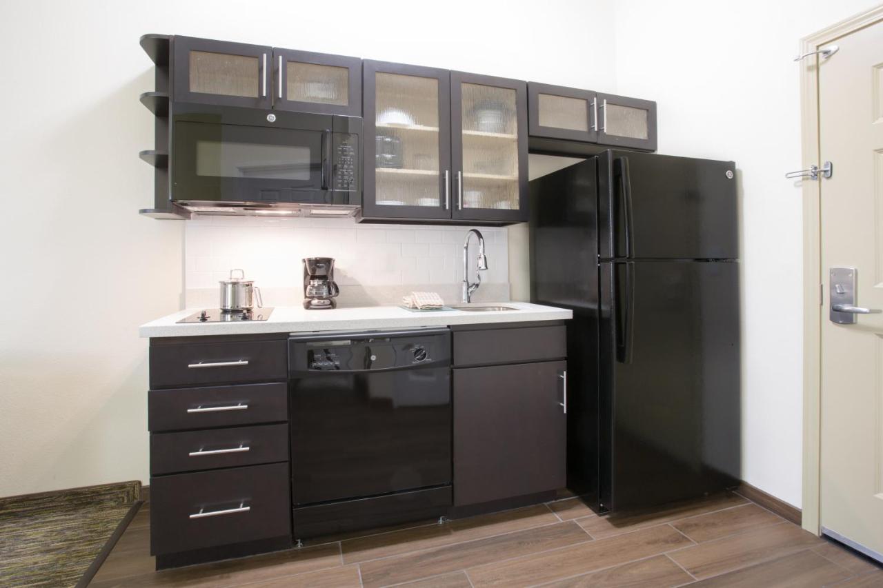 King Studio at Candlewood Suites Longmont, an IHG Hotel