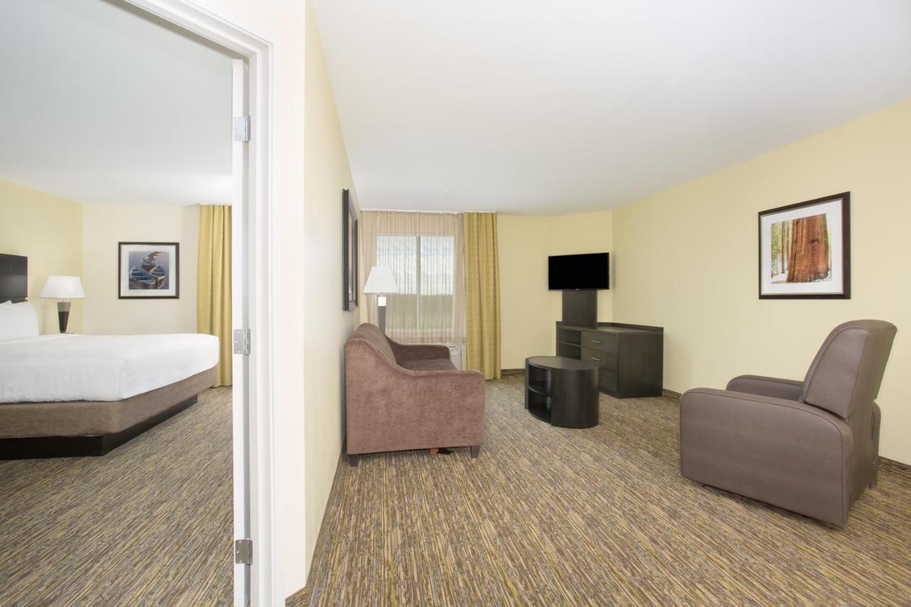 King Room - Hearing Access - Non-Smoking at Candlewood Suites Longmont, an IHG Hotel