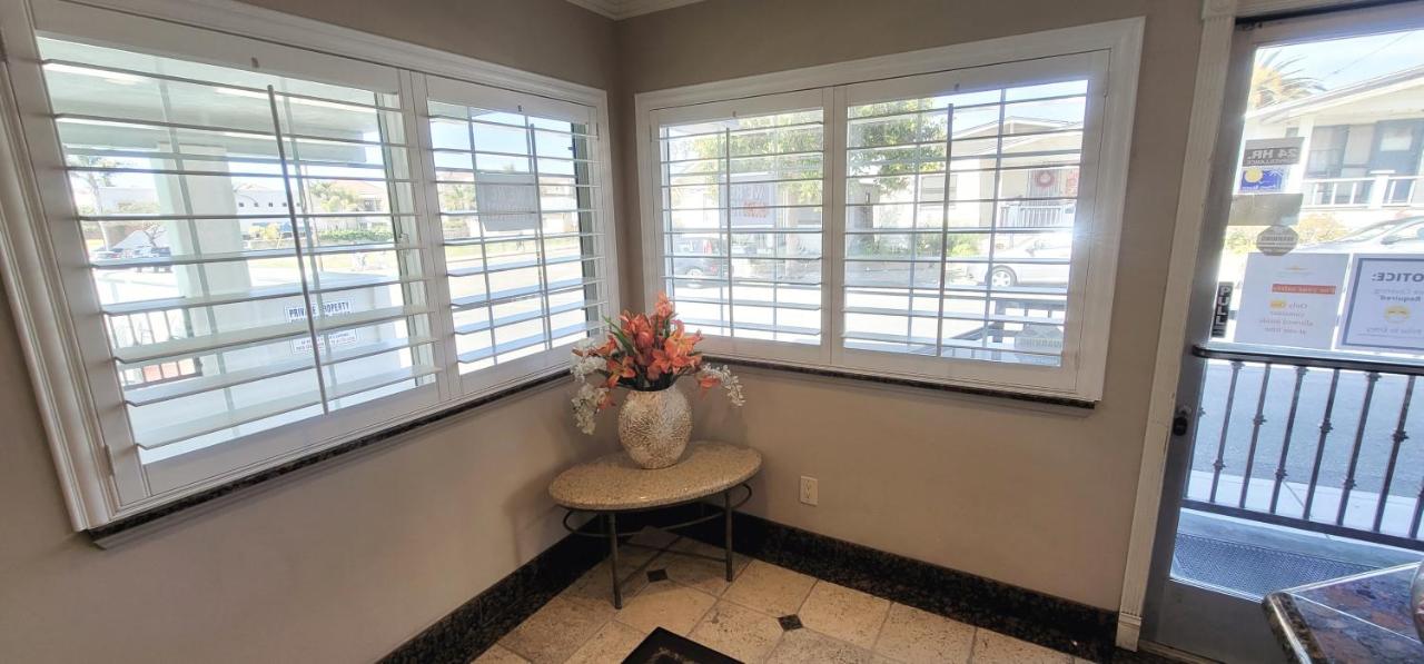 | Beachwalker Inn & Suites
