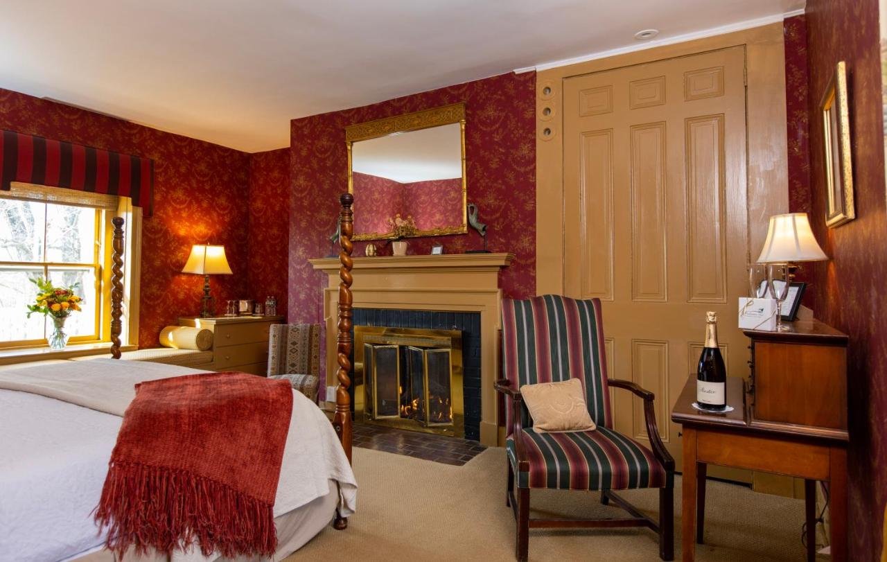 | Woolverton Inn