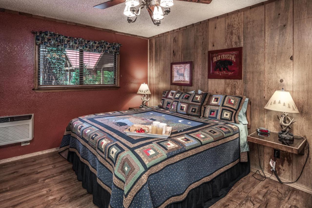 | Shadow Mountain Lodge and Cabins