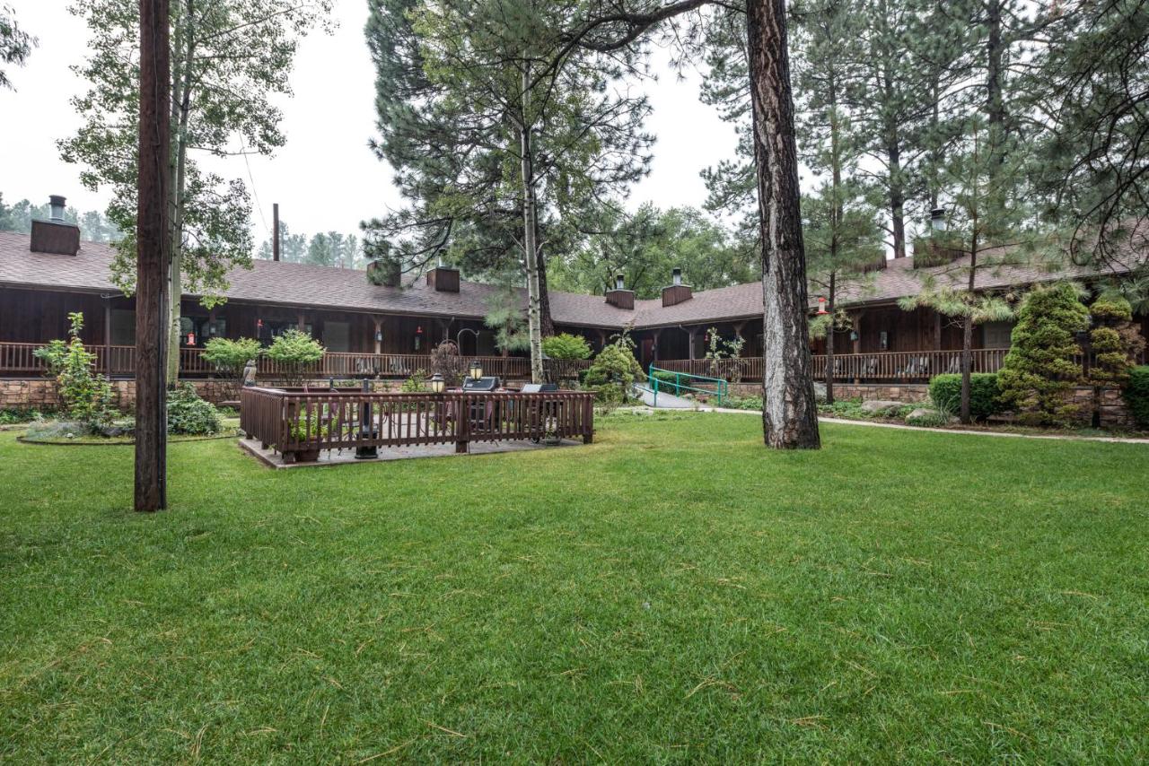  | Shadow Mountain Lodge and Cabins