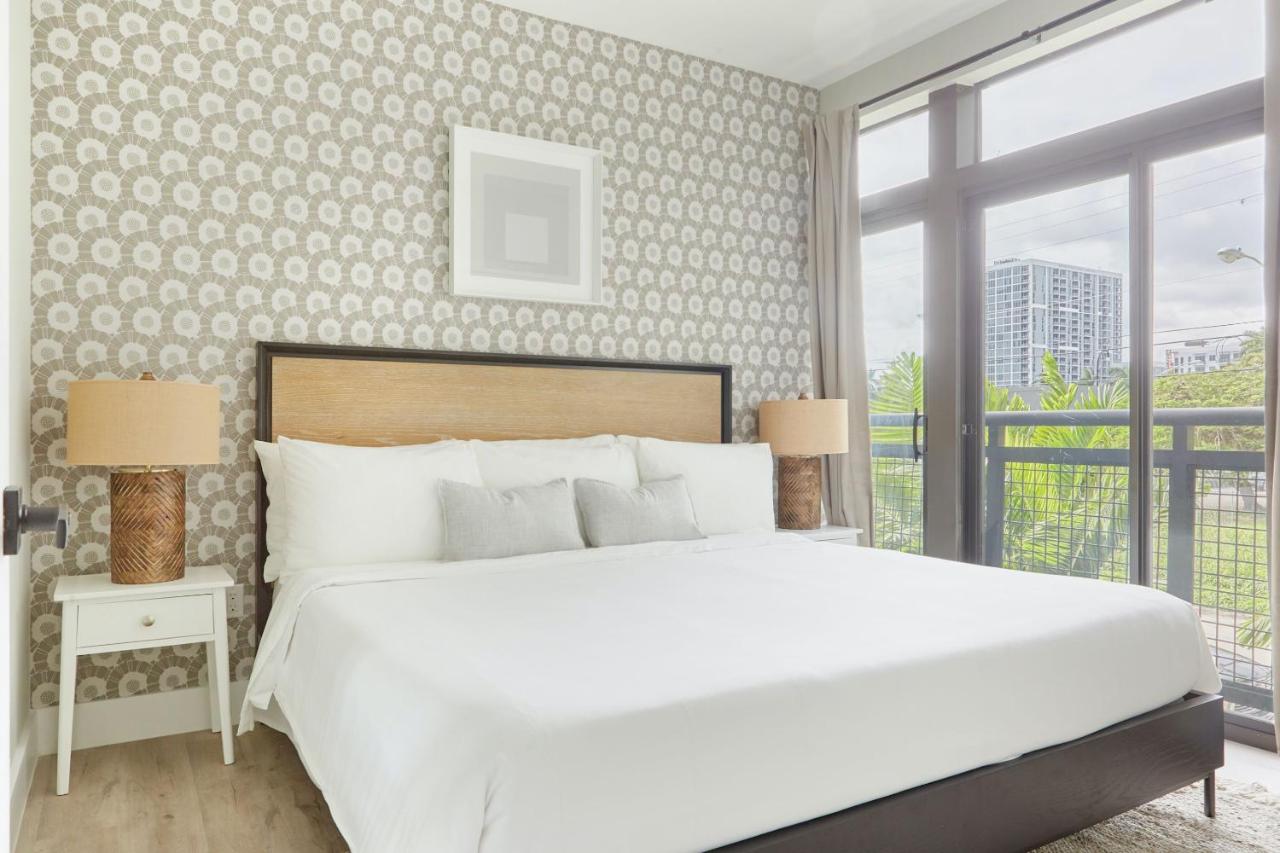 King Suite at Sonder The Palace