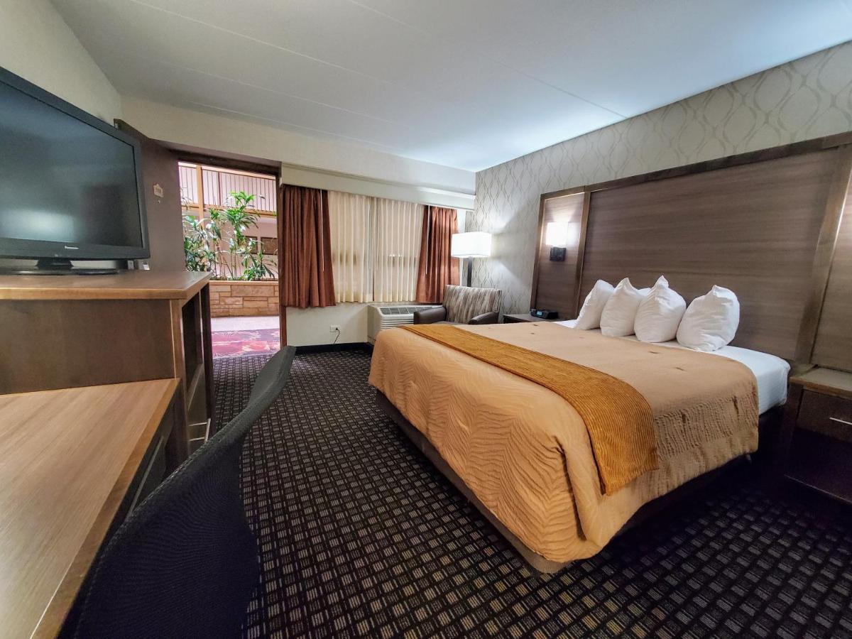 Queen Room - Disability Access at AmericInn by Wyndham Watertown