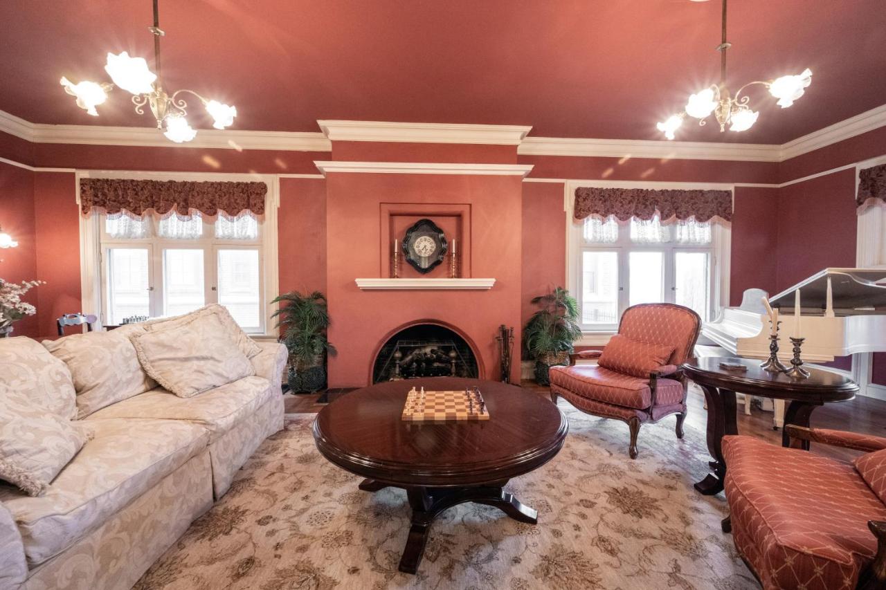 | Stone Soup Inn