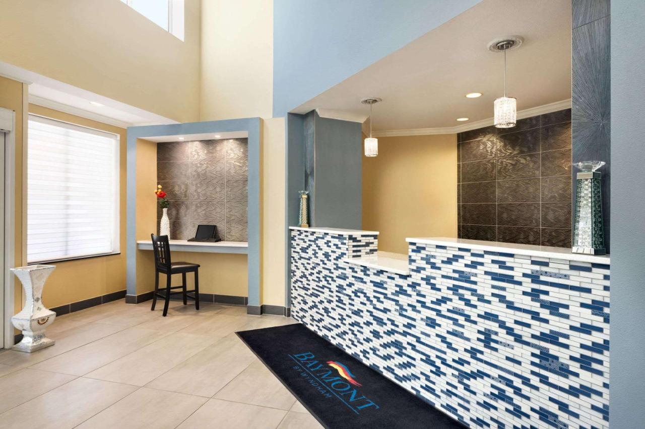 | Baymont by Wyndham Ft. Leonard/Saint Robert